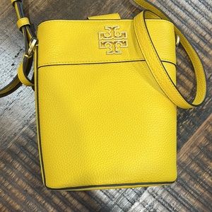 NWT Tory Burch Britten Mini Bucket bag
